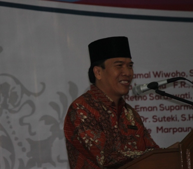 Rektor UNDIP Semarang, Prof. Yos Johan Utama. Foto: MYS