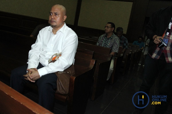 Sidang Putusan I Putu Sudihartana 3.JPG