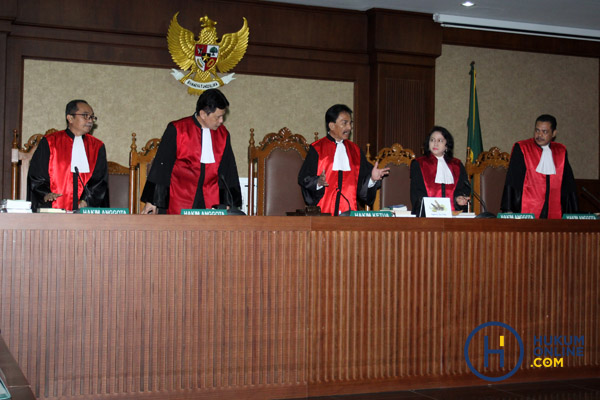 Lima majelis hakim Pengadilan Tipikor Jakarta saat akan bersidang. Foto: RES