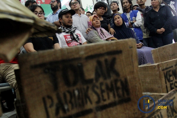 Konpers Wafatnya salah satu pendemo Semen Indonesia 7 .JPG