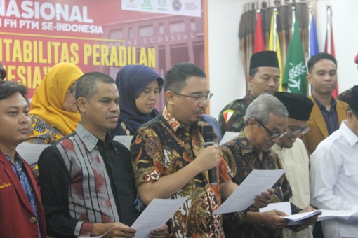 Trisno Raharjo saat membacakan Deklarasi Medan, 25 April 2017. Foto: MYS