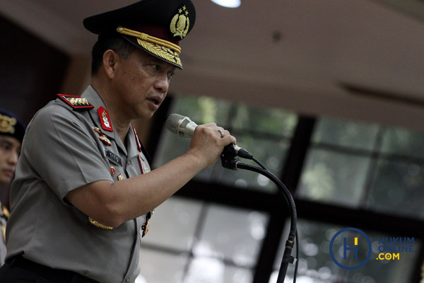 Kapala Polisi Republik Indonesia (Kapolri) Jenderal Polisi Tito Karnavian saat melantik sejumlah perwira tinggi di Mabes Polri, Jakarta, Jum'at (28/4). 