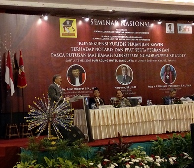 Seminar tentang perjanjian kawin dan tugas notaris yang dilaksanakan Ikanot Undip di Jakarta, Sabtu (13/5). Foto: EDWIN