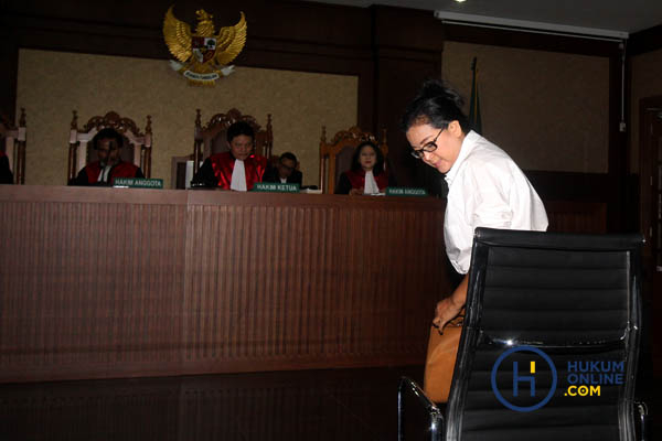 Miryam Jalani Sidang Perdana Kasus Memberikan Keterangan Palsu 4.JPG