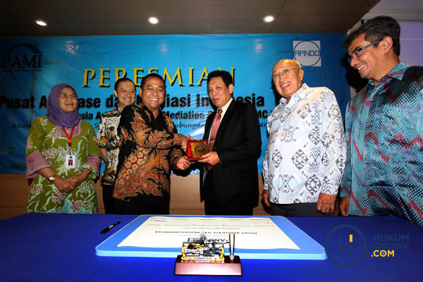 Peluncuran Pusat Arbitrase dan Mediasi Indonesia (PAMI) di Jakarta, Kamis (28/9).
