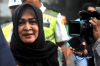 Istri Mantan Gubernur Sumut Sambangi KPK Ambil Barang Bukti 1.JPG