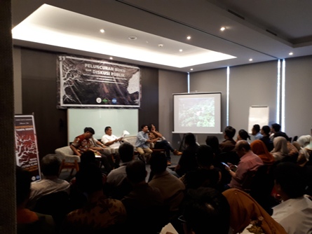 Diskusi tentang deforestasi dan SVLK di Jakarta, Rabu (28/2)