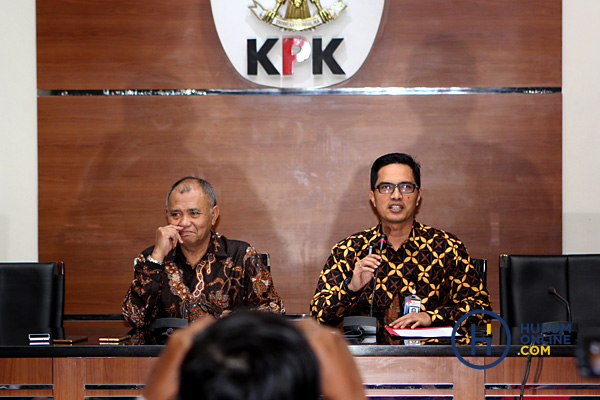 KPK telah menetapkan dua tersangka baru dari pihak swasta, Irvanto Hendra Pambudi Cahyo dan Made Oka Masagung, kasus dugaan korupsi pengadaan proyek KTP elektronik. Foto: RES 