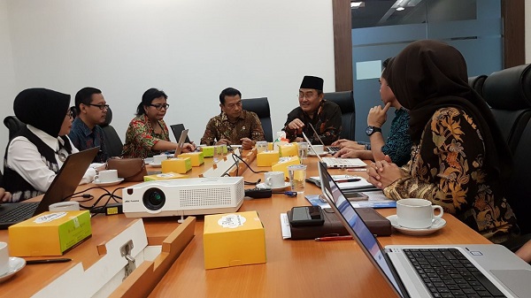 Kepala Staf Kepresidenan (KSP) Moeldoko mengundang sejumlah tokoh lintas lembaga untuk mendiskusikan terciptanya sistem kolaborasi pencegahan korupsi yang lebih efektif.  Foto: Setkab