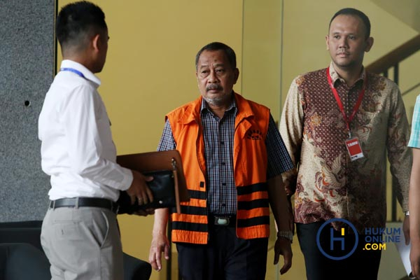 Ketua PT Manado Sudiwardono saat menjalani pemeriksaan lanjutan terkait kasus suap mengamankan putusan banding dengan terdakwa Marlina Moha. Foto: RES 
