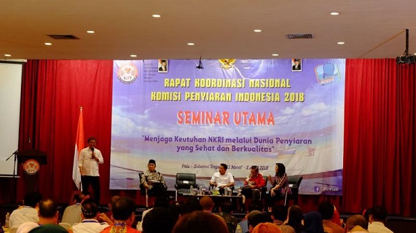 Menteri Kominfo Rudiantara dalam Seminar Utama Rapat Koordinasi Nasional Tahun 2018 Komisi Penyiaran Indonesia di Palu, Sulawesi Tengah, Senin (2/4). Foto: Kemenkominfo