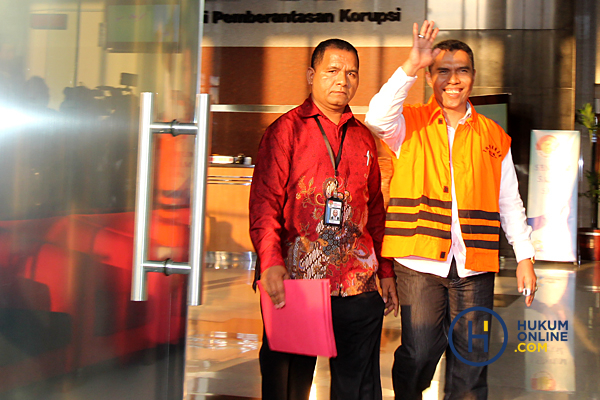 Ketua dan 4 Anggota DPRD Malang Resmi Ditahan KPK 1.JPG