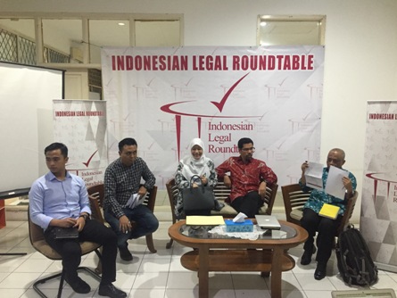 Para pembicara dan moderator diskusi yang diselenggarakan  ILR, di Jakarta, Kamis (24/5). Foto: DAN