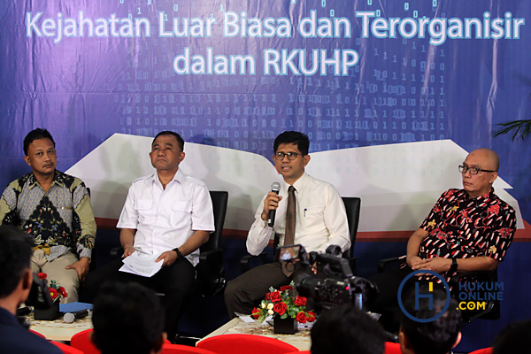 Diskusi di KPK mengenai tindak pidana khusus dalam KUHP. Foto: RES