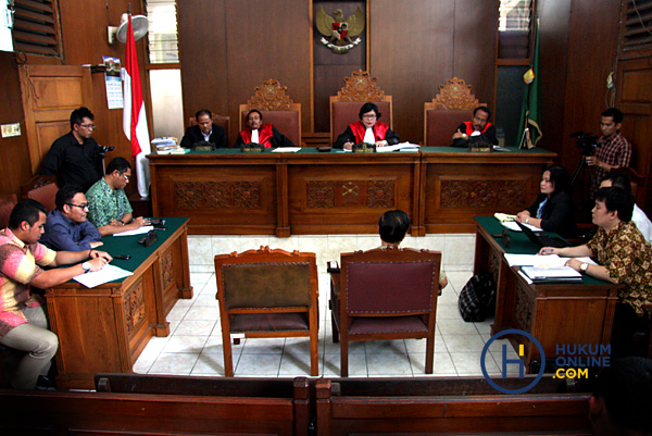 Ilustrasi sidang perkara perdata di pengadilan. Foto: RES