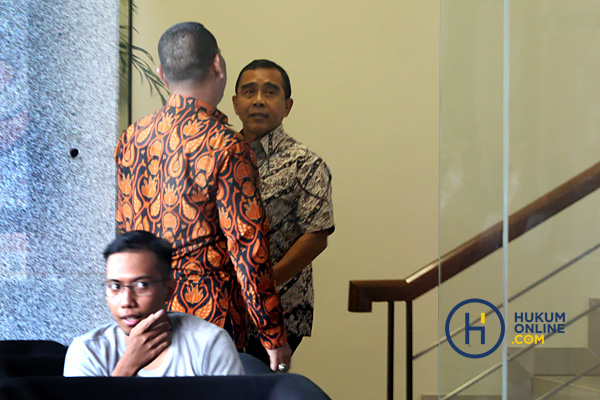 Ketua KONI Diperiksa KPK 2.JPG