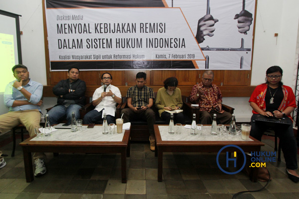 Koalisi Masyarakat Sipil untuk Reformasi Hukum menggelar diskusi bertajuk 'Menyoal Kebijakan Remisi dalam Sistem Hukum Indonesia' di Jakarta, Kamis (7/2). Foto: RES
