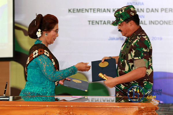 Pengamanan Sektor Kelautan, Menteri Susi Teken MoU dengan Panglima TNI 3.JPG