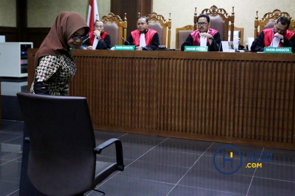 Eni Saragih dalam sidang di Pengadilan Tipikor Jakarta. Foto: RES
