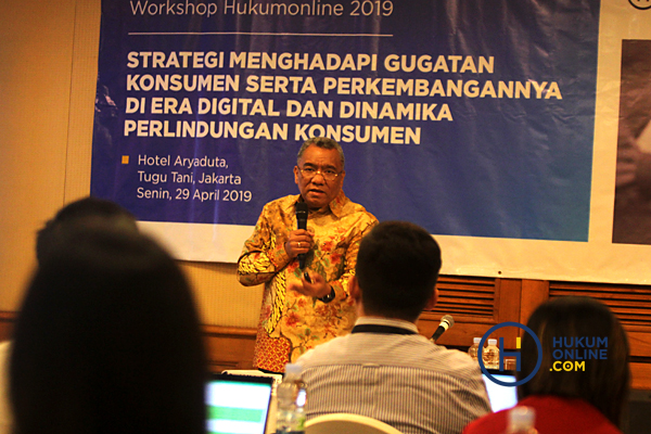David ML Tobing dalam pelatihan yang diselenggarakan hukumonline di Jakarta, Senin (29/4). Foto: RES