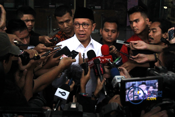 Menteri Agama Lukman Hakim Syaifuddin usai diperiksa KPK, Rabu (8/5). Foto: RES