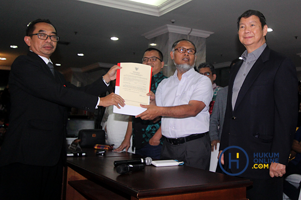 Prabowo Sandi Ajukan Gugatan ke MK 6.JPG