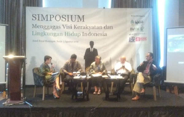 Simposium Menggagas Visi Kerakyatan dan Lingkungan Hidup Indonesia di Jakarta, Senin (5/8). Foto: MJR