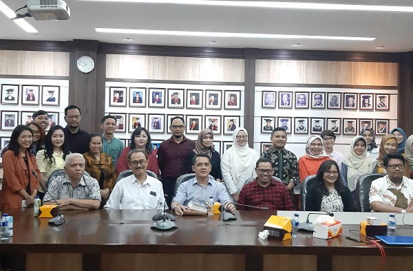Diskusi internal Bidang Studi Hukum Pidana FHUI, Kamis (5/9). Foto: NEE