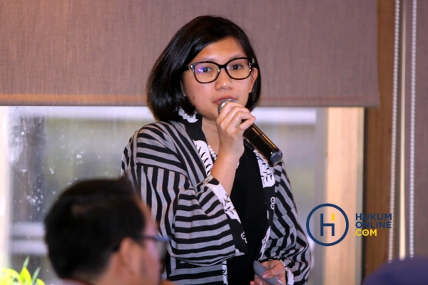 Stefy Yully Nataliy selaku Senior Associate dari Siregar & Djojonegoro Law Firm dalam workshop bertema Perkembangan Kebijakan Pembiayaan Infrastruktur di Indonesia: Skema KPBU dan PINA di Jakarta, Kamis (26/9).