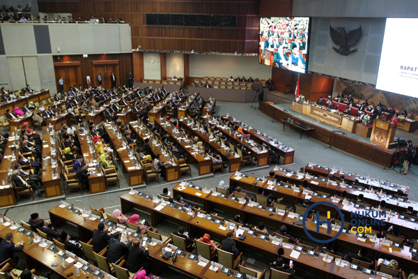 Sidang paripurna pelantikan anggota DPR periode 2019-2024. Foto: RES