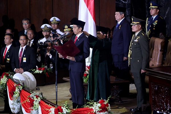 Joko Widodo saat dilantik menjadi Presiden RI Periode 2014-2019 di Gedung DPR/MPR. Foto: RES