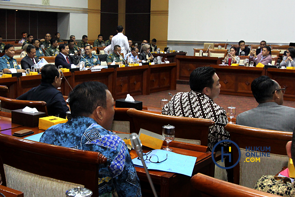 Menhan Prabowo Raker Perdana dengan Komisi I DPR 3.JPG