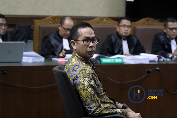 Tubagus Chaeri Wardana atau Wawan saat menjalani sidang di Pengadilan Tipikor Jakarta. Foto: RES