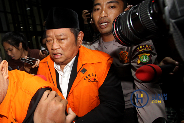 Bupati Sidoarjo Saiful Ilah usai diperiksa penyidik KPK. Foto: RES