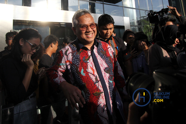 Ketua KPU Arief Budiman Diperiksa KPK 5.JPG