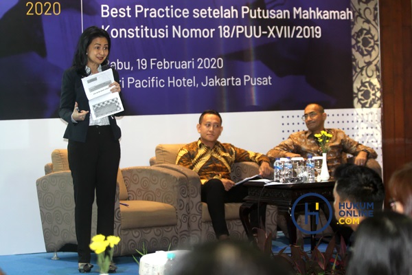 Hukumonline menggelar acara diskusi publik dengan mengangkat tema Wanprestasi dan Eksekusi Objek Jaminan Fidusia: Best Practice setelah Putusan Mahkamah Konstitusi Nomor 18/PUU-XVII/2019 di Jakarta, Rabu (19/2). Foto: RES