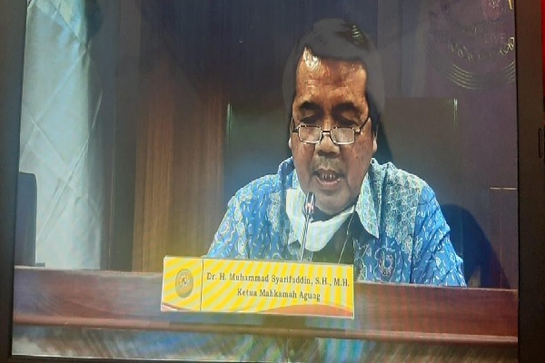 Ketua MA M. Syarifuddin saat pidato prosesi pergantian Ketua MA di Gedung MA, Rabu (13/5). Foto: AID