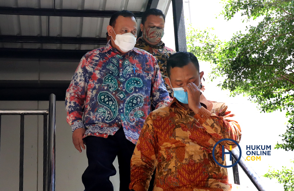 Usai Jalani Sidang Etik Ketua KPK Lari Dari Kejaran Wartawan 2.JPG
