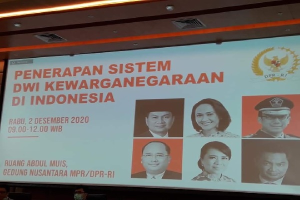 Sejumlah narasumber diskusi daring dari Gedung DPR bertajuk 'Penerapan Sistem Dwi Kewarganegaraan di Indonesia', Rabu (2/12). Foto: Humas DPR