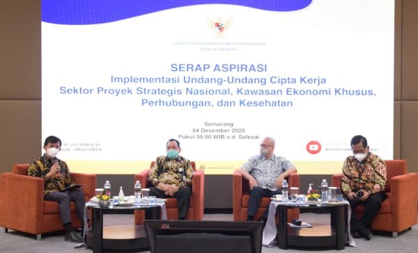 Acara Serap Aspirasi Implementasi UU Cipta Kerja Sektor Proyek Startegis Nasional, Kawasan Ekonomi Khusus, Perhubungan dan Kesehatan di Semarang, Jumat (5/11). Foto: Kemenko Perekonomian