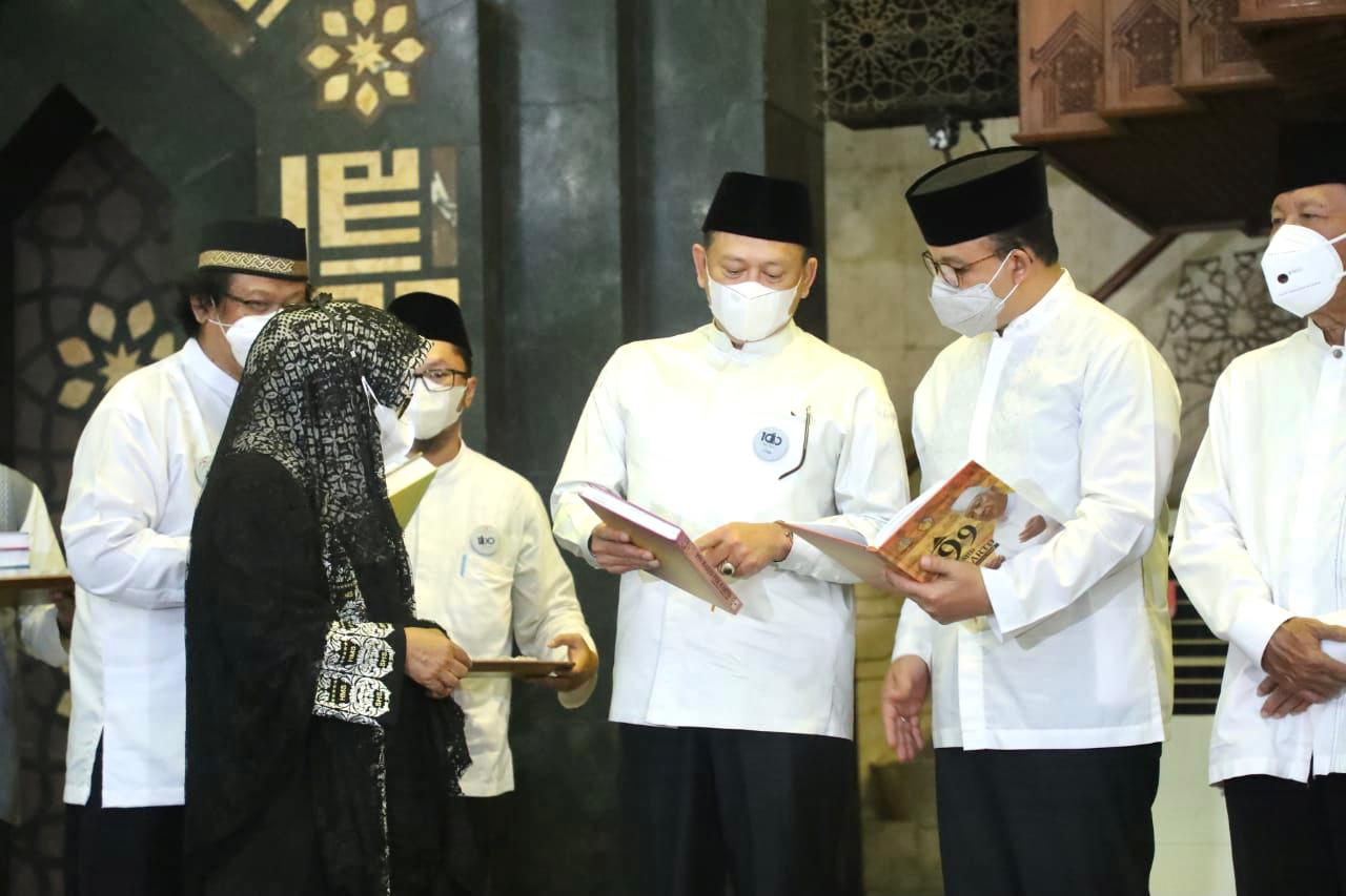 Ketua MPR RI Bambang Soesatyo dalam Tasyakur Haul 100 Tahun HM Soeharto, di Masjid At-Tin, Jakarta, Selasa (8/6). Foto: istimewa.