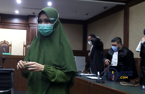 Mantan jaksa Pinangki Sirna Malasari saat menjalani sidang di Pengadilan Tipikor Jakarta. Foto: RES