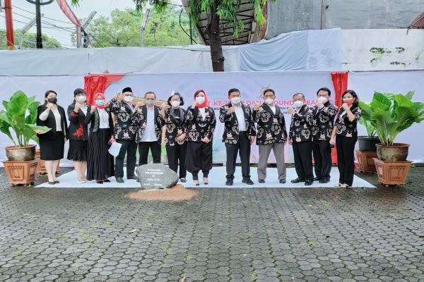 Sejumlah pengurus pusat dan panitia usai perayaan HUT INI ke-113 di Jakarta, Kamis (1/7/2021). Foto: Istimewa 