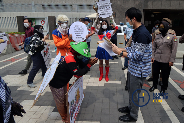 Aksi Penolakan Pendanaan Jepang untuk Pembangunan PLTU Indramayu 3.jpg
