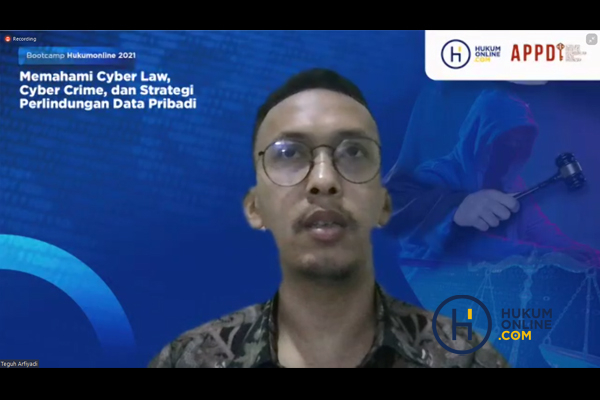 Memahami Cyber Law- Cyber Crime dan Strategi Perlindungan Data Pribadi 2.jpg