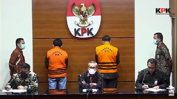 KPK tetapkan mantan Direktur PTPN XI sebagai tersangka korupsi. Foto: CR-27