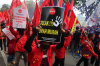 Anies Temui Massa Demo Buruh di Depan Balai Kota DKI 2.jpg