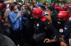 Anies Temui Massa Demo Buruh di Depan Balai Kota DKI 6.jpg