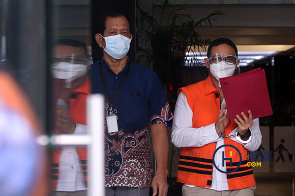 Pemeriksaan Tersangka Kasus Korupsi Jalan Lingkar Bengkalis 3.jpg