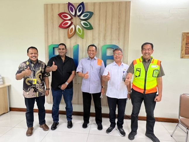  Ketua MPR Bambang Soesatyo mengunjungi Bandara Kertajati. Foto: Istimewa. 
